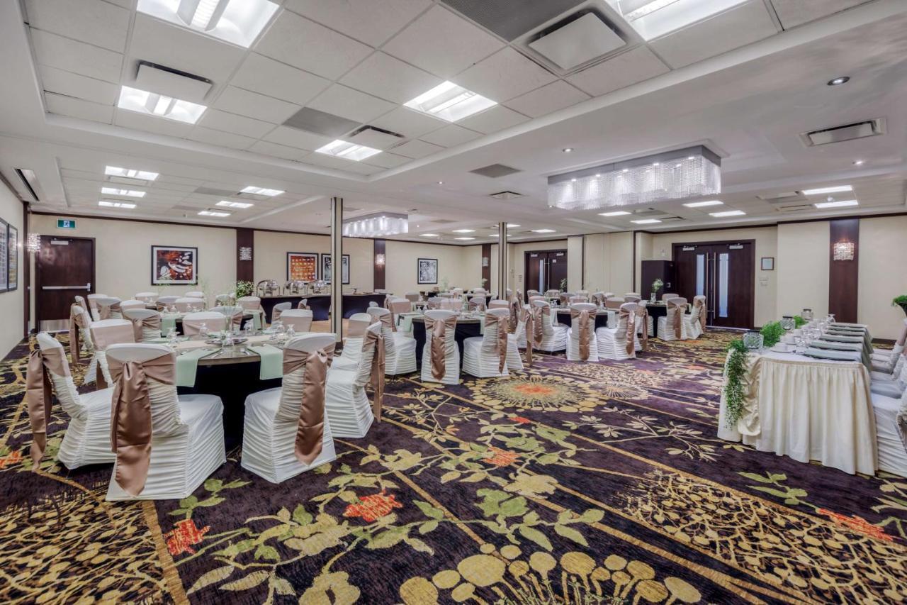 Best Western Plus Edmonton Airport Hotel Leduc Exterior photo